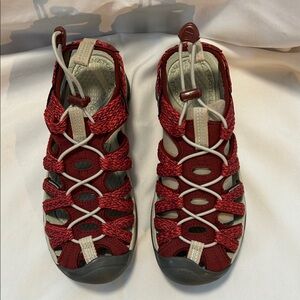 Keen Women's Red and Tan Sandals